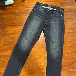 Lucky brand jegging, size 8/29